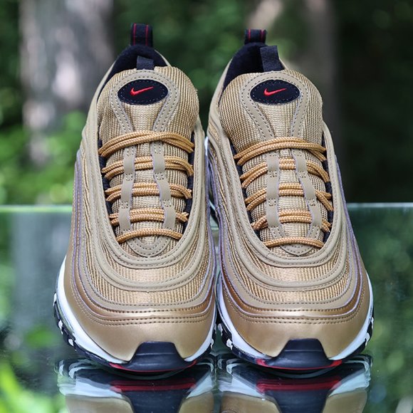 Nike Air Max 97 Metallic Gold Size 6Y - Picture 9 of 10